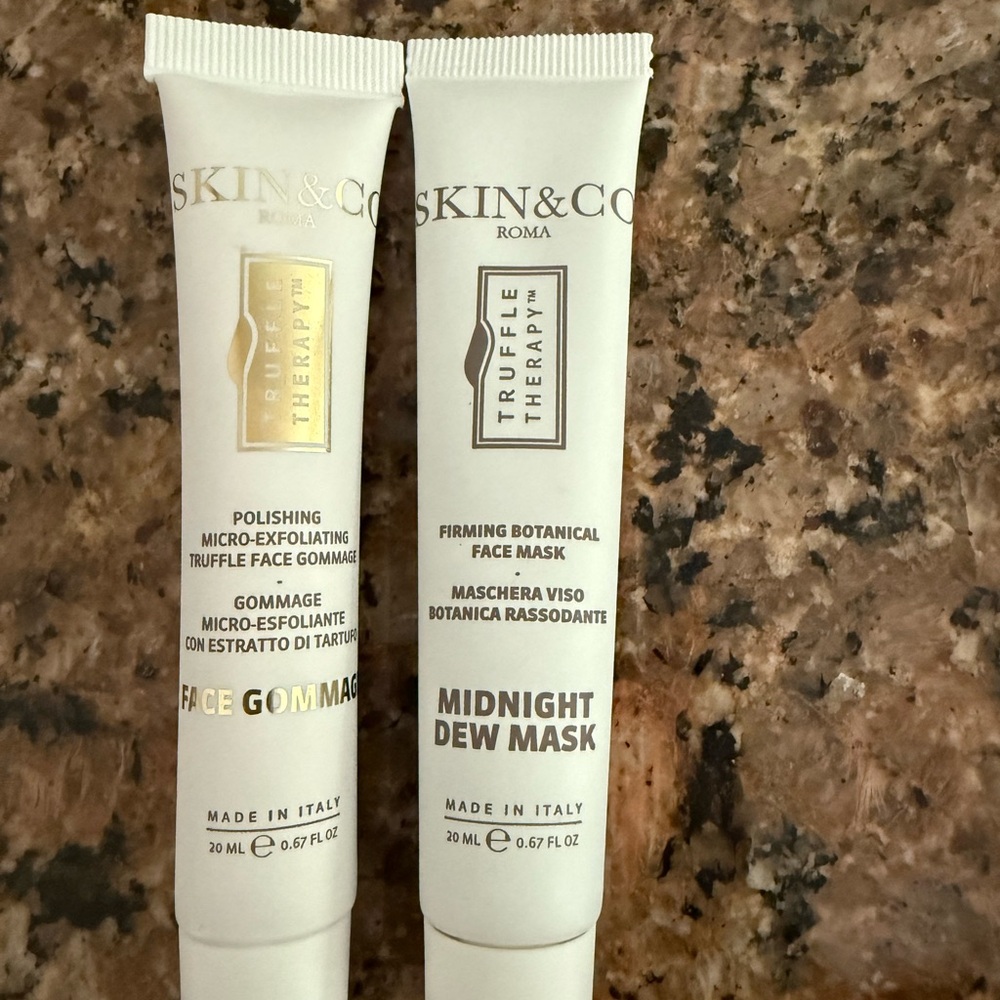SKIN&CO Roma Truffle Therapy Face Mask Duo - White